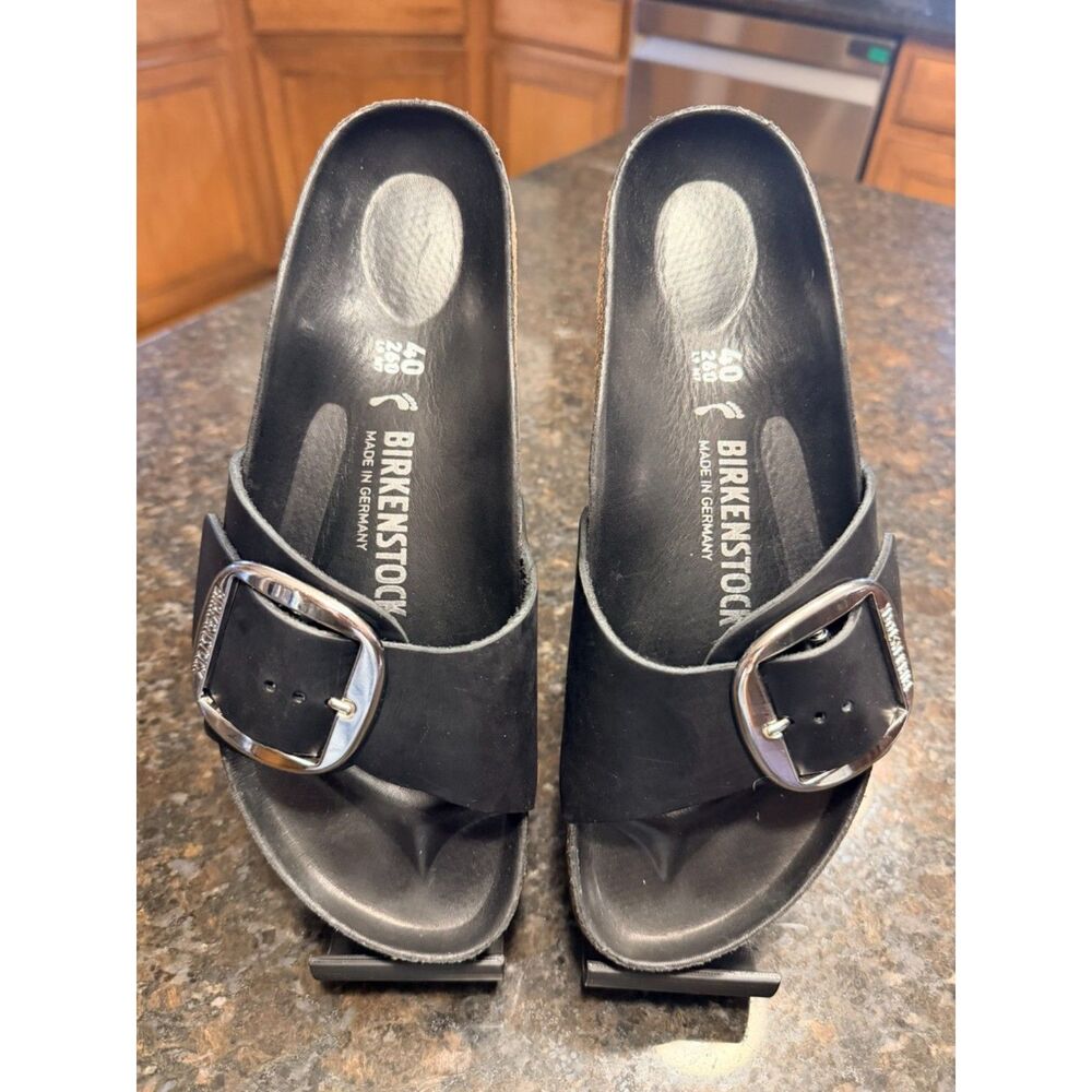 Birkenstock Madrid Big Buckle – Black Leather – EU 40 - Like New